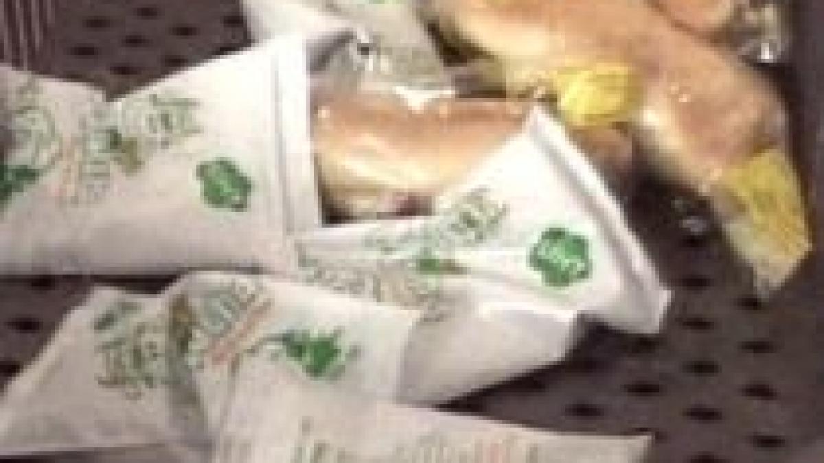 Tuzla. 14 copii au făcut toxiinfecţie alimentară, după ce au consumat "cornul şi laptele"