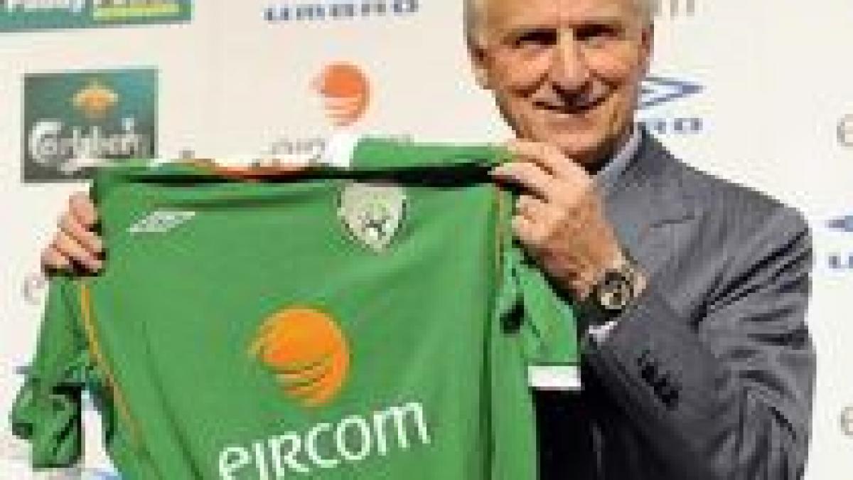 Trapattoni rămâne antrenor al Irlandei până în 2012: "Echipa are superpotenţial"