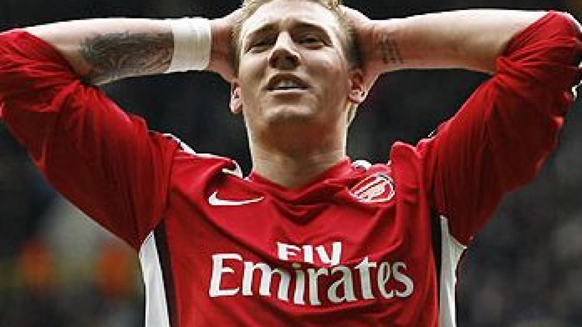 Bendtner ratează meciul lui Arsenal cu Olympiakos după ce a suferit un accident de maşină