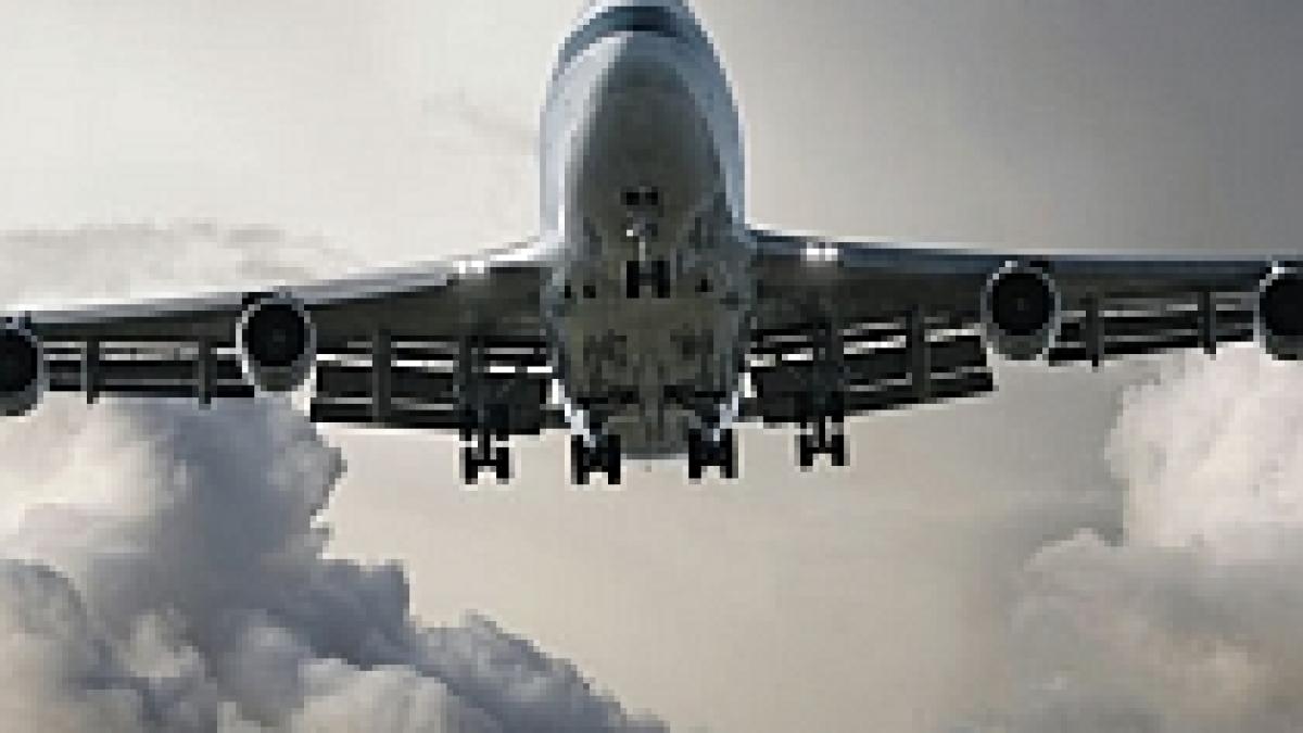 UE propune reduceri ale emisiilor de gaze pentru avioane şi vapoare
