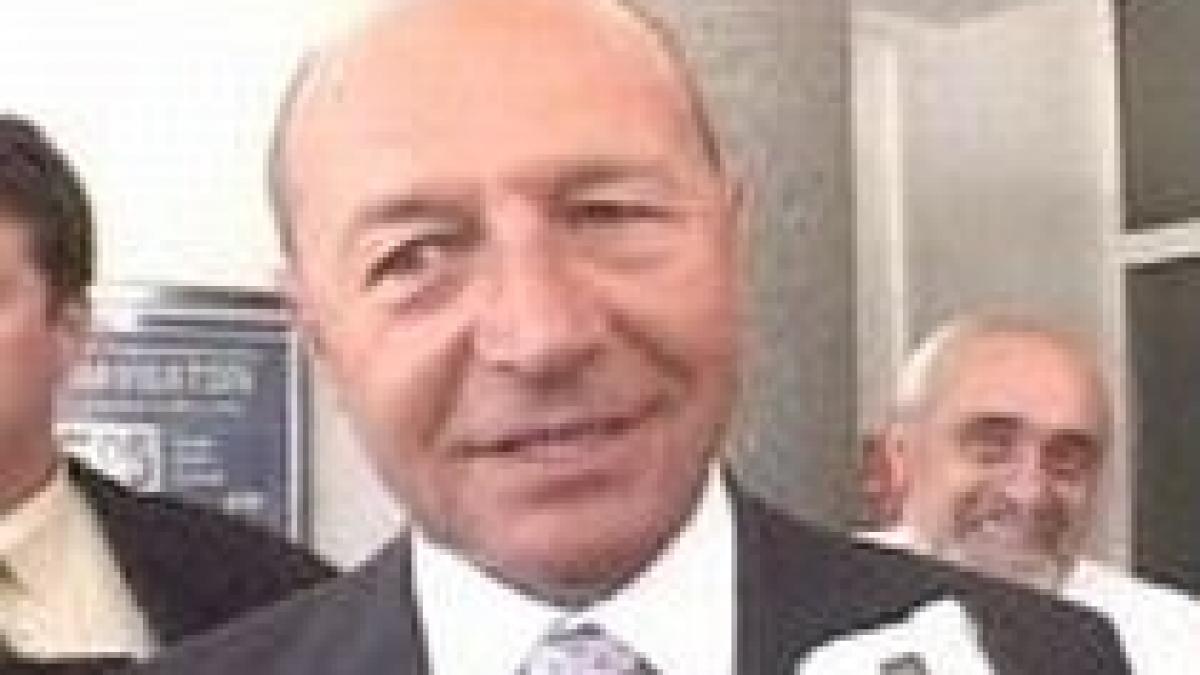 Băsescu: Dacă nu câştig prezidenţialele, mă întorc pe navă