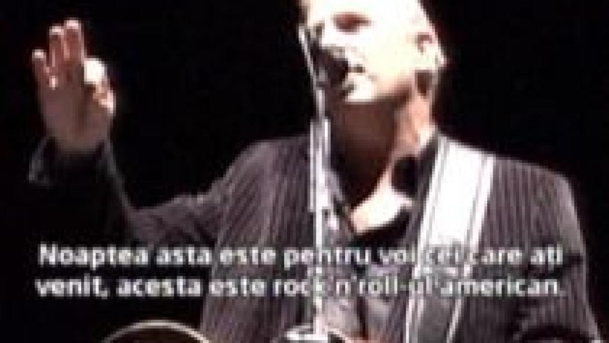 Kevin Costner a adus frumuseţea muzicii country pe scena din Arad