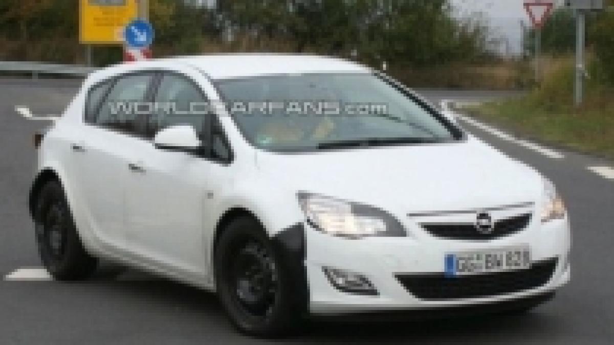 Opel Zafira a ieşit la teste? (FOTO)