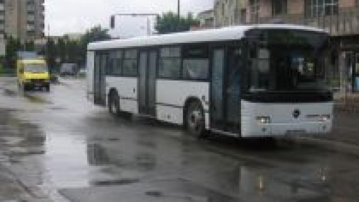 Zalău. Un şofer de autobuz, bătut de patru călători fără bilet