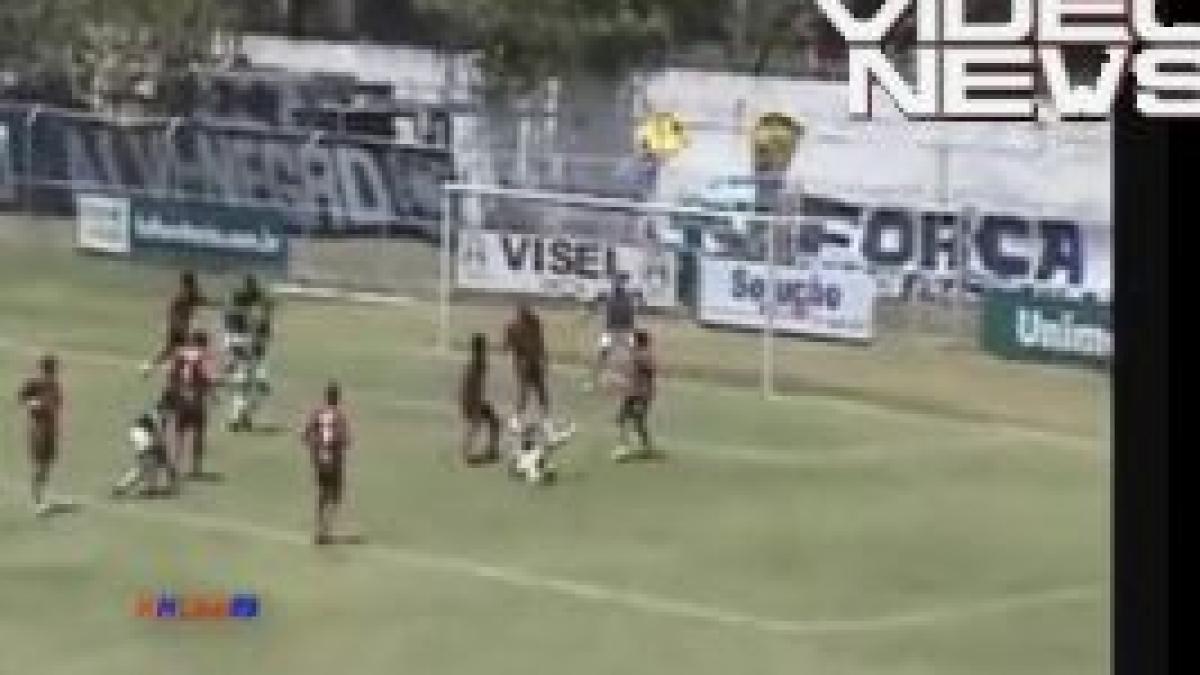 Spectacol brazilian, în Cupa Espirito Santo: Gol după două execuţii consecutive din foarfecă (VIDEO)