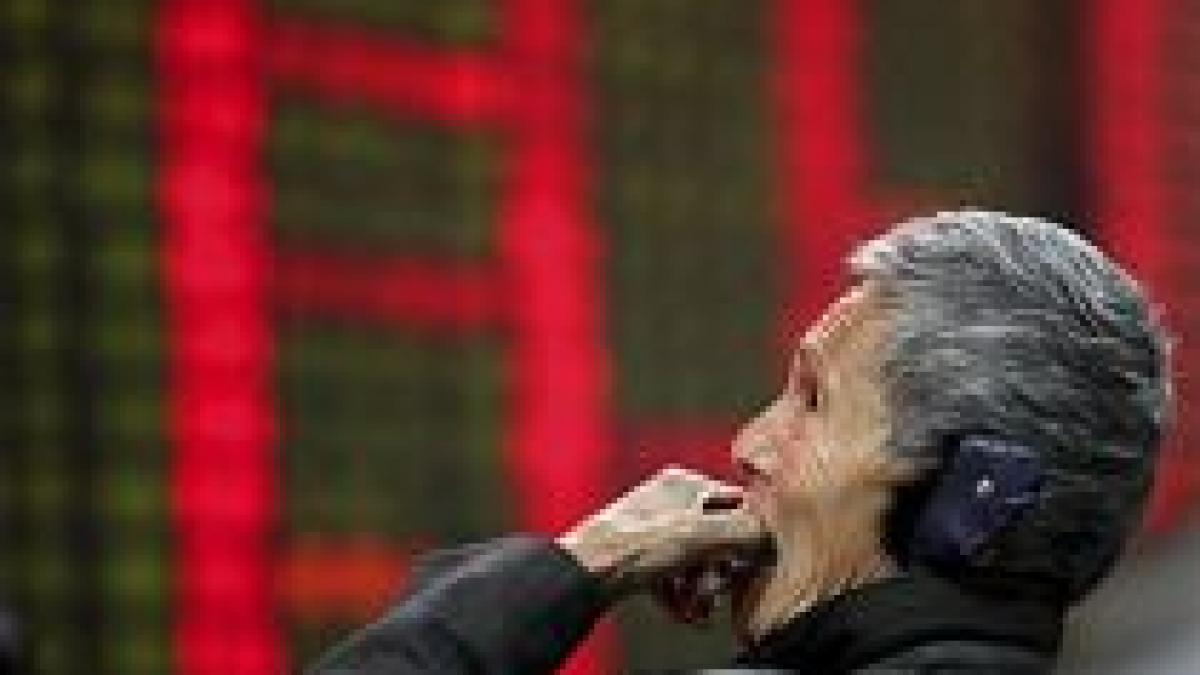 Wall Street încheie în scădere după maximul ultimului an
