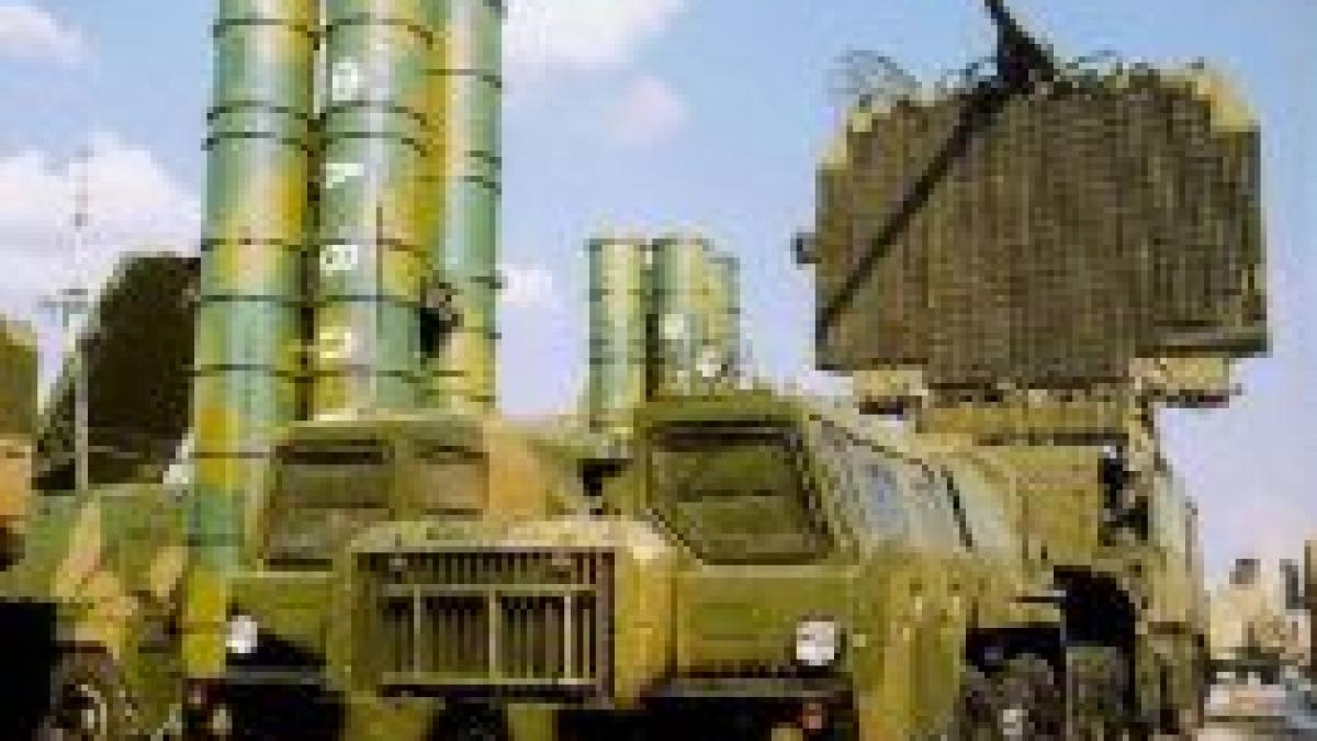 Rusia continuă livrarea de armament către Iran
