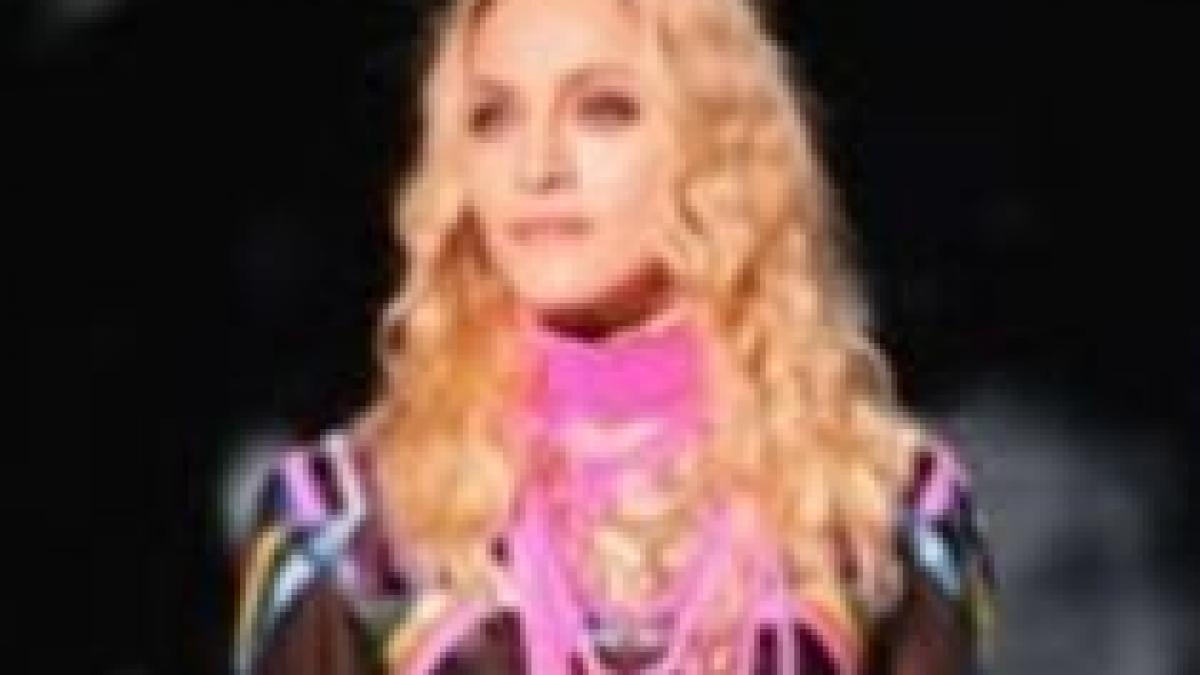 Madonna a inaugurat în Malawi construcţia unei şcoli pentru fete finanţată de fundaţia sa