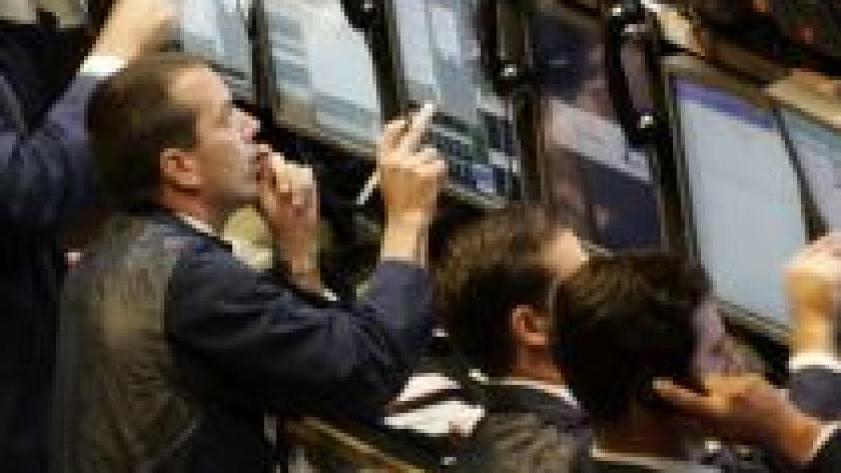 S&P 500 şi Nasdaq scad, Dow Jones urcă uşor