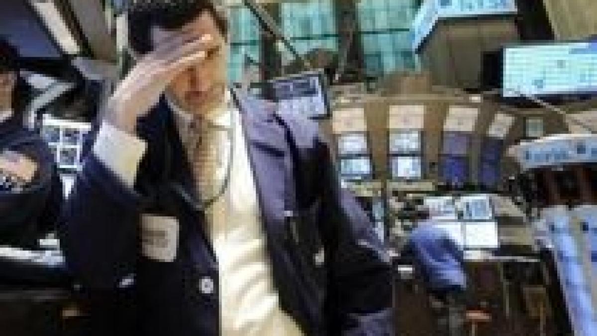 Wall Street: bilanţ negativ pe toată linia pentru economia americană
