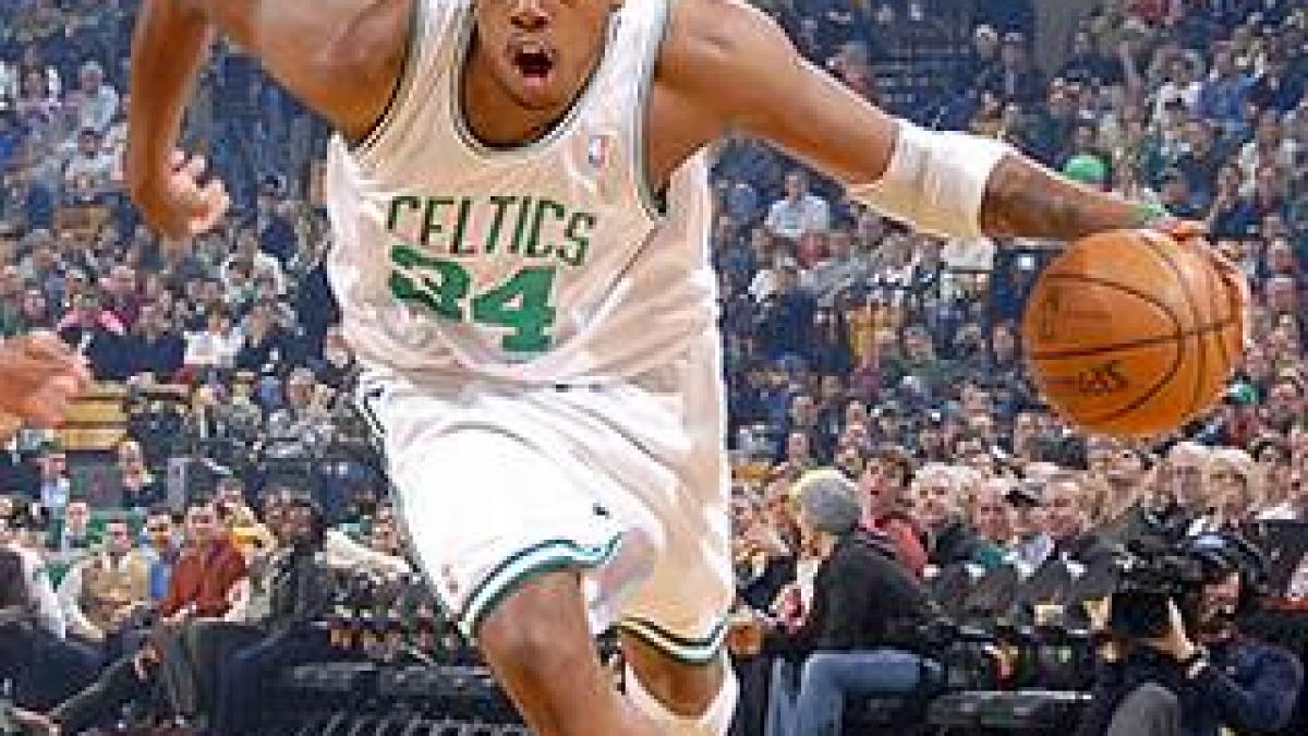 Boston Celtics câştigă pentru a patra oară la rând în noul sezon NBA: 97-87 cu Hornets (VIDEO)