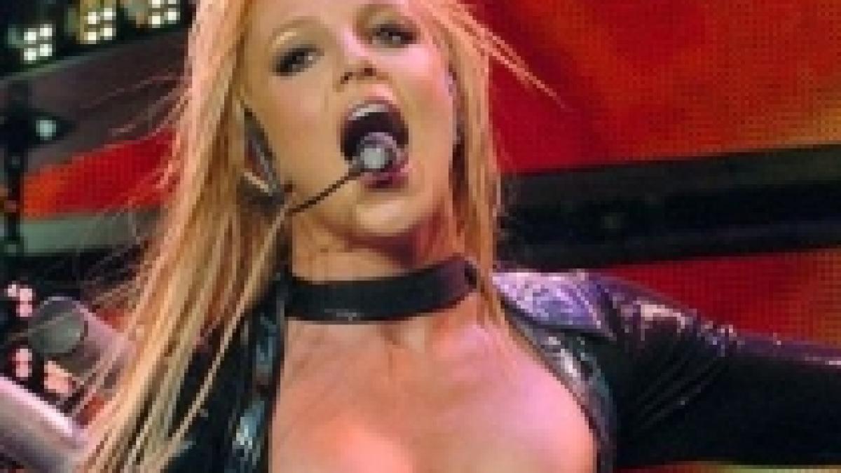 Momente jenante pentru Britney Spears: Fanii australieni au plecat de la concertul artistei (VIDEO) 