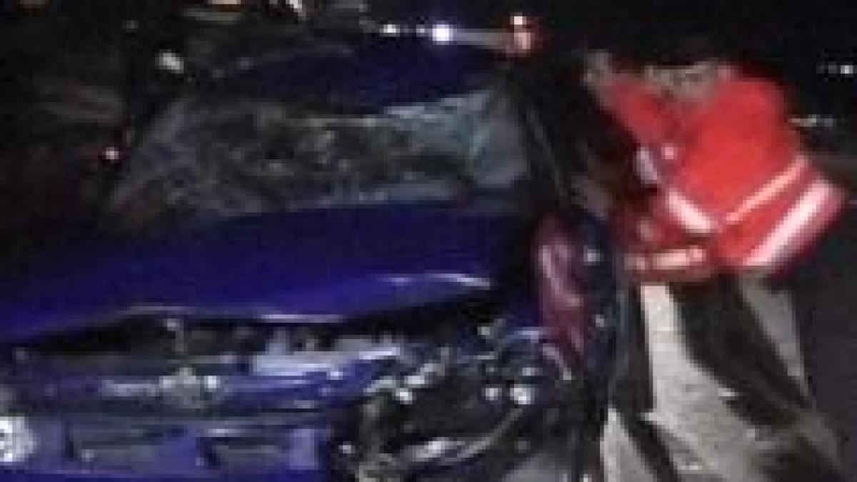 Accidentele rutiere, principala cauză a mortalităţii pentru tinerii între 16 şi 24 de ani
