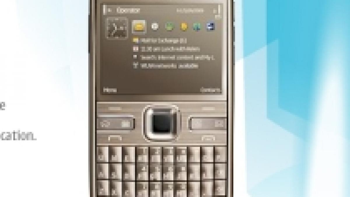 Nokia E72, disponibil în magazine 