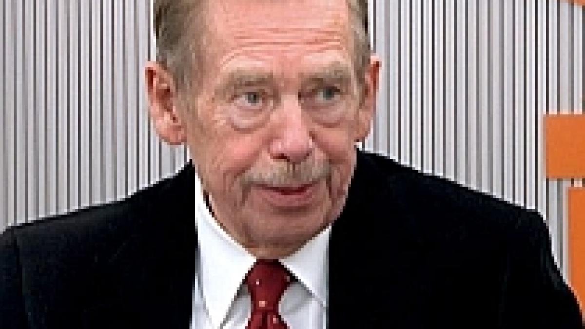 Vaclav Havel atacă Rusia la aniversarea ?revoluţiei de catifea?
