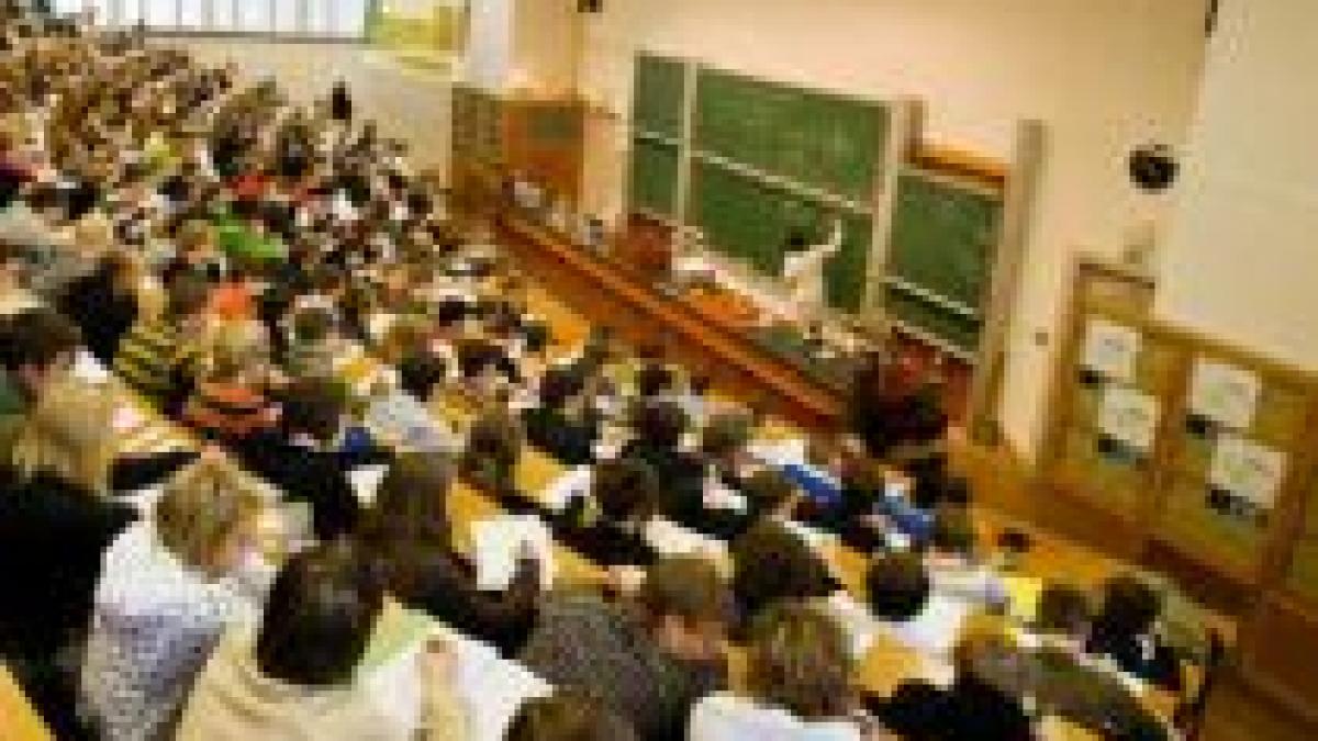 Profesorii intră în concediu fără plată pe 30 noiembrie 