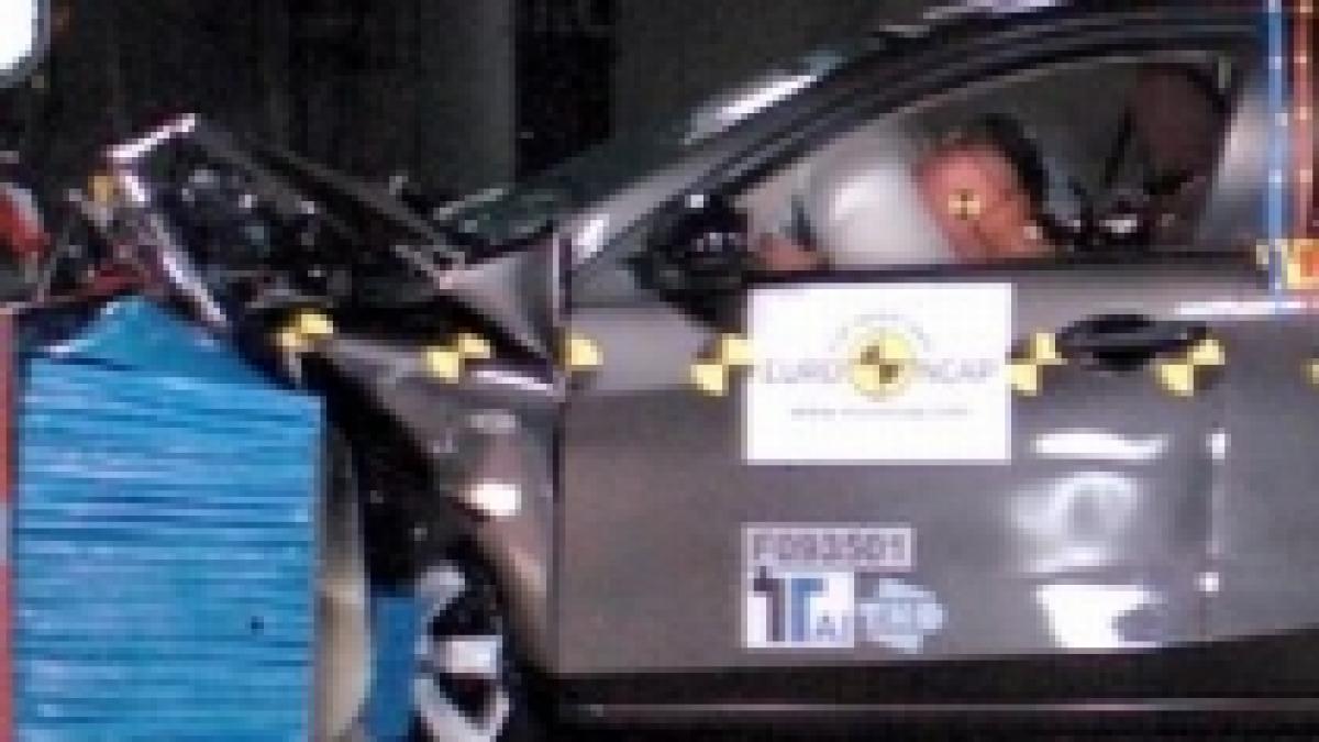 Mazda3 a primit cinci stele la testele de siguranţă Euro NCAP (FOTO)