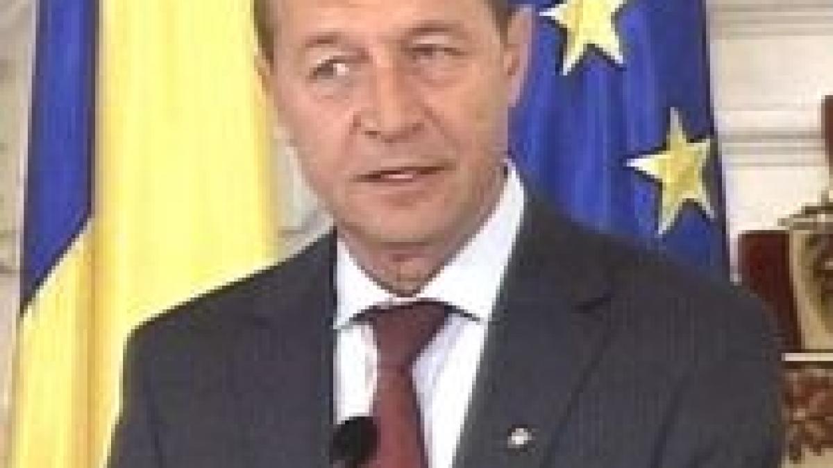 Băsescu, după suspendarea numirii lui Blaga la MAI: Mă voi sfătui cu CCR. Constituţia, depăşită de actualul blocaj