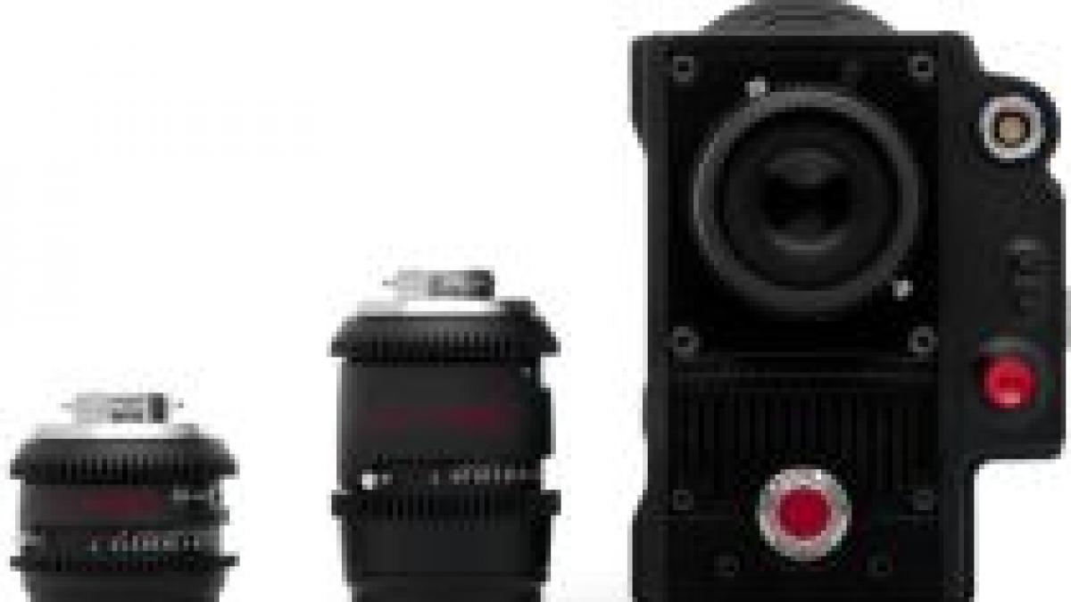 RED Scarlet, un exclusivist hibrid între o cameră video şi un DSLR (FOTO)