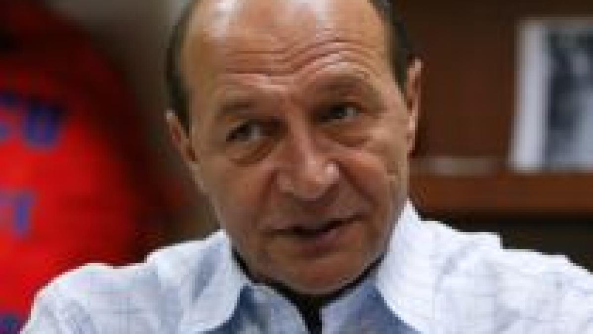 Băsescu îi acuză pe Geoană şi Antonescu de aroganţă. PSD şi PNL impută PDL violenţele de la Timişoara