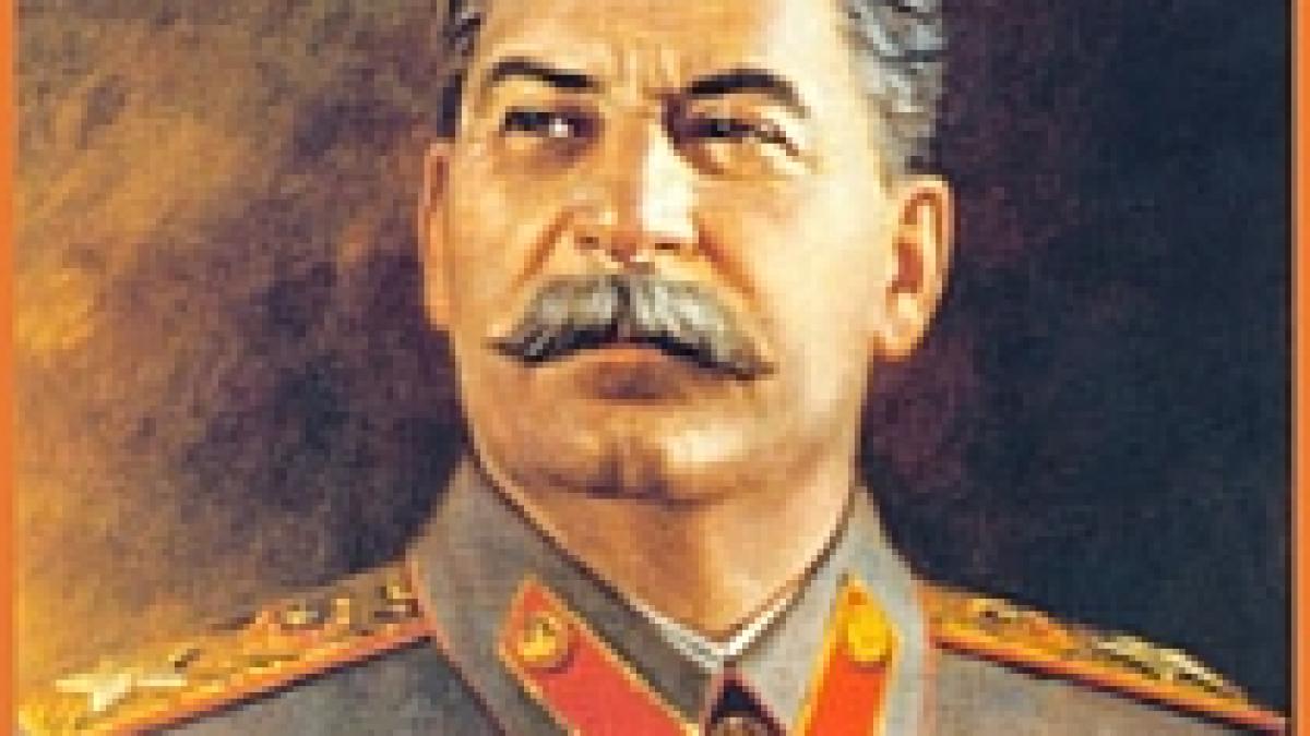 Vladimir Putin îl laudă pe Stalin pentru crearea unei superputeri şi câştigarea războiului
