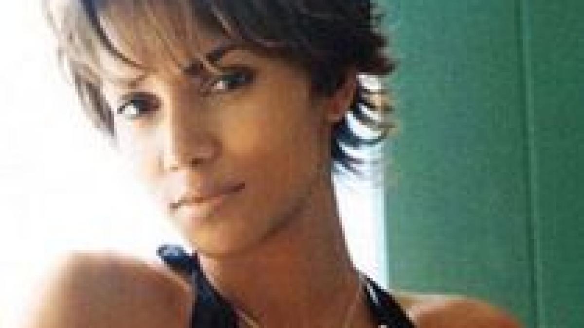 Halle Berry, Hilary Swank şi Eva Longoria, printre cele mai darnice actriţe americane