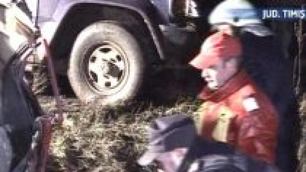 Infotrafic. Patru persoane au murit după ce şoferul unei maşini de teren a lovit frontal o Dacie