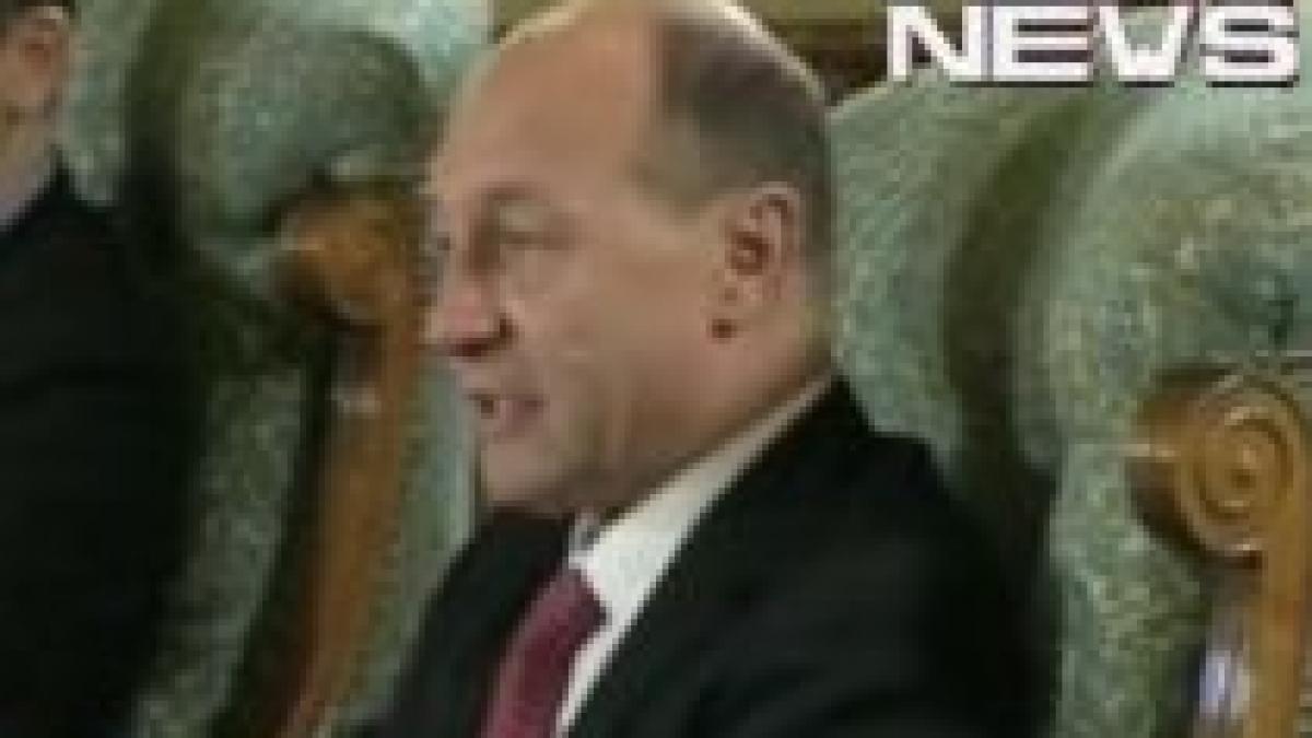 Din nou despre Vântu şi Patriciu. Băsescu spre Antonescu: Nu vă aşezaţi unde nu v-am pus eu (VIDEO)