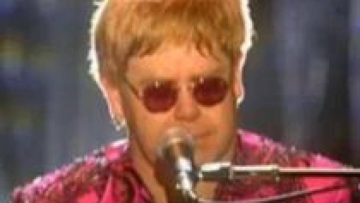 Sir Elton John vine în România: Artistul va concerta la Bucureşti, pe 5 iunie (VIDEO)