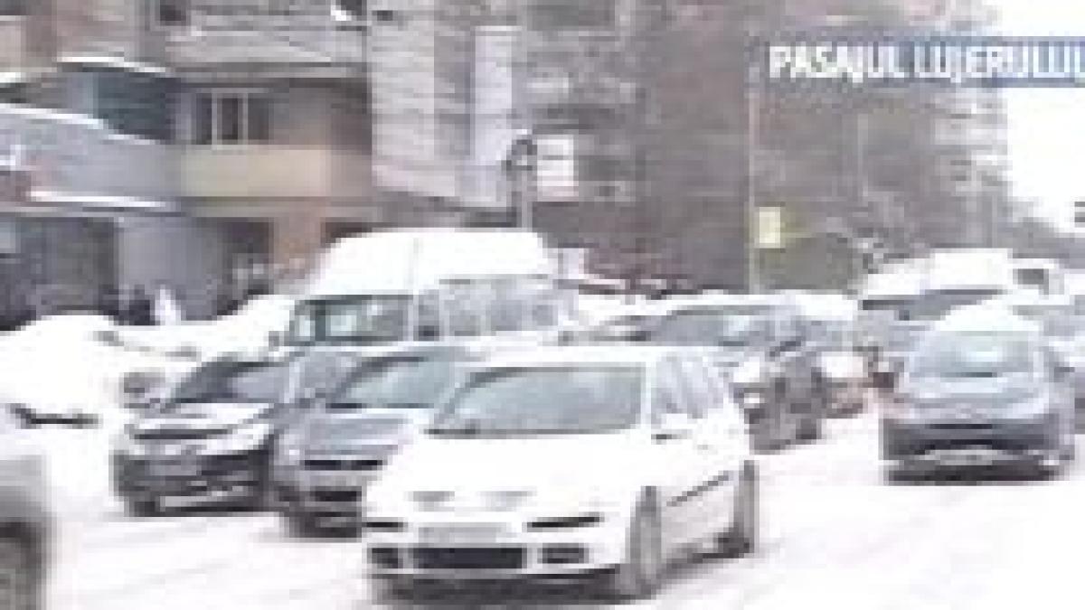 Capitala pe timp de iarnă. Utilajele de deszăpezire, ineficiente (VIDEO)