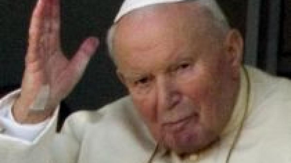 Papa Benedict a făcut primul pas pentru beatificarea Papei Ioan Paul al II-lea