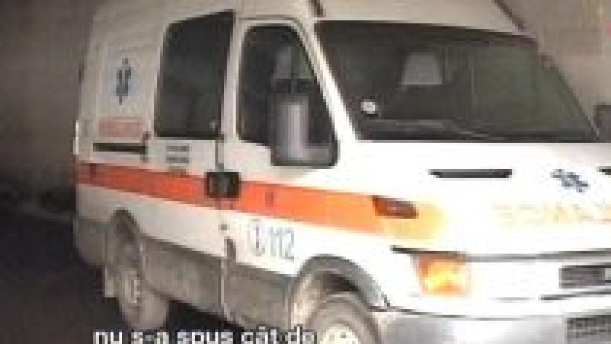 O fetiţă de şase luni a murit deoarece nu a venit ambulanţa (VIDEO)