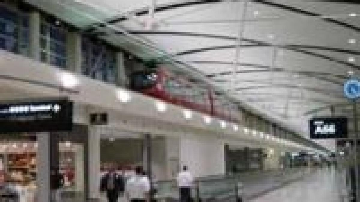 Aeroportul din Detroit, din nou în alertă, din cauza unui pasager suspect (VIDEO)