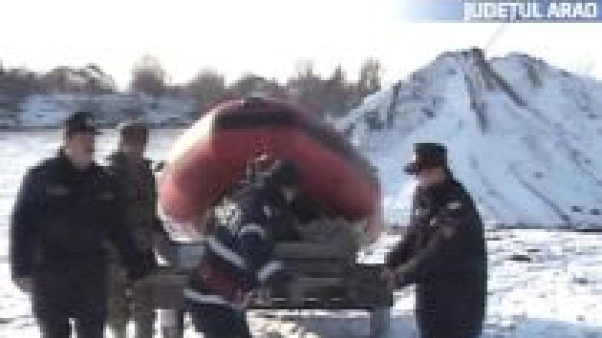 Un arădean a murit înecat în timp ce se afla la vânătoare de raţe pe Mureş cu doi italieni (VIDEO)