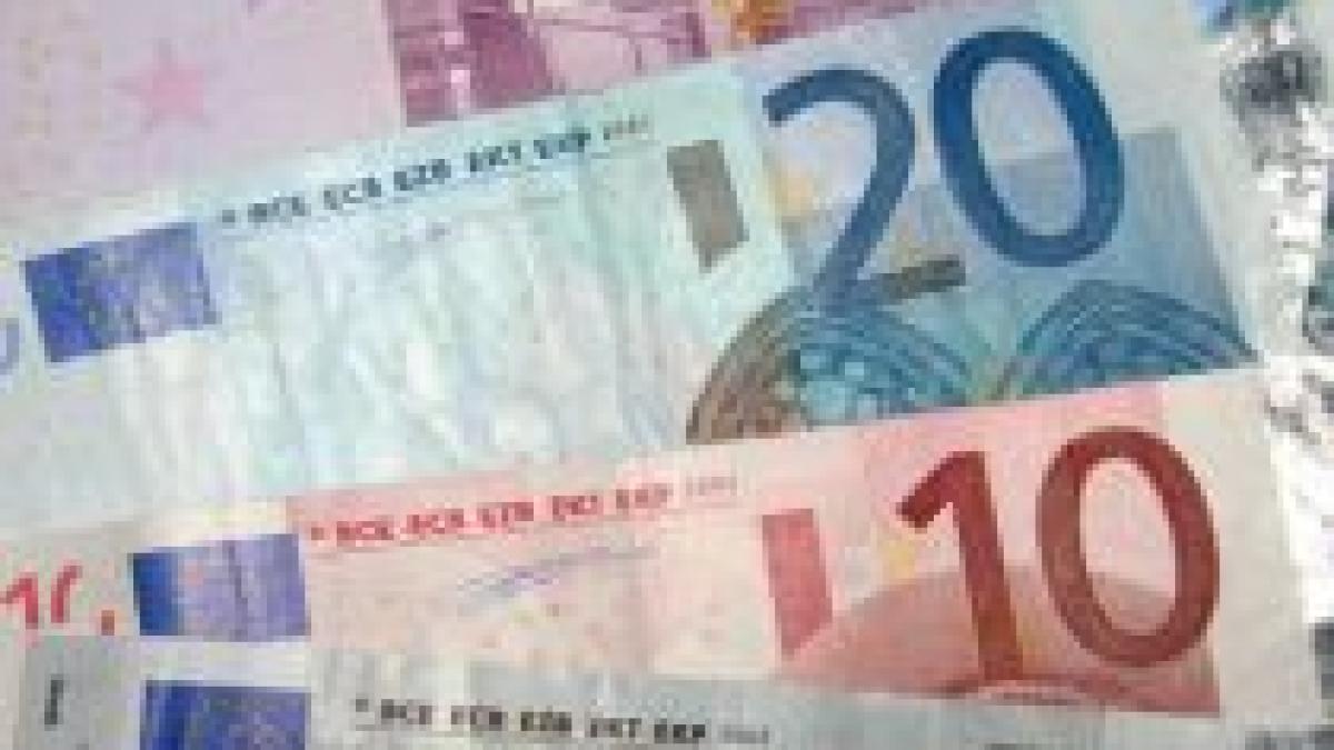 Grecia ar putea cere bani de pe pieţele financiare prin intermediul băncilor