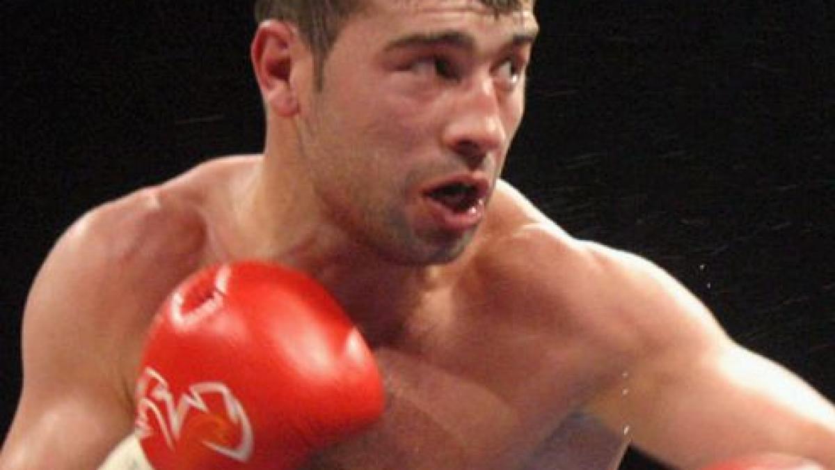 Lucian Bute îşi va pune centura în joc pe 17 aprilie. Vezi posibilii adversari