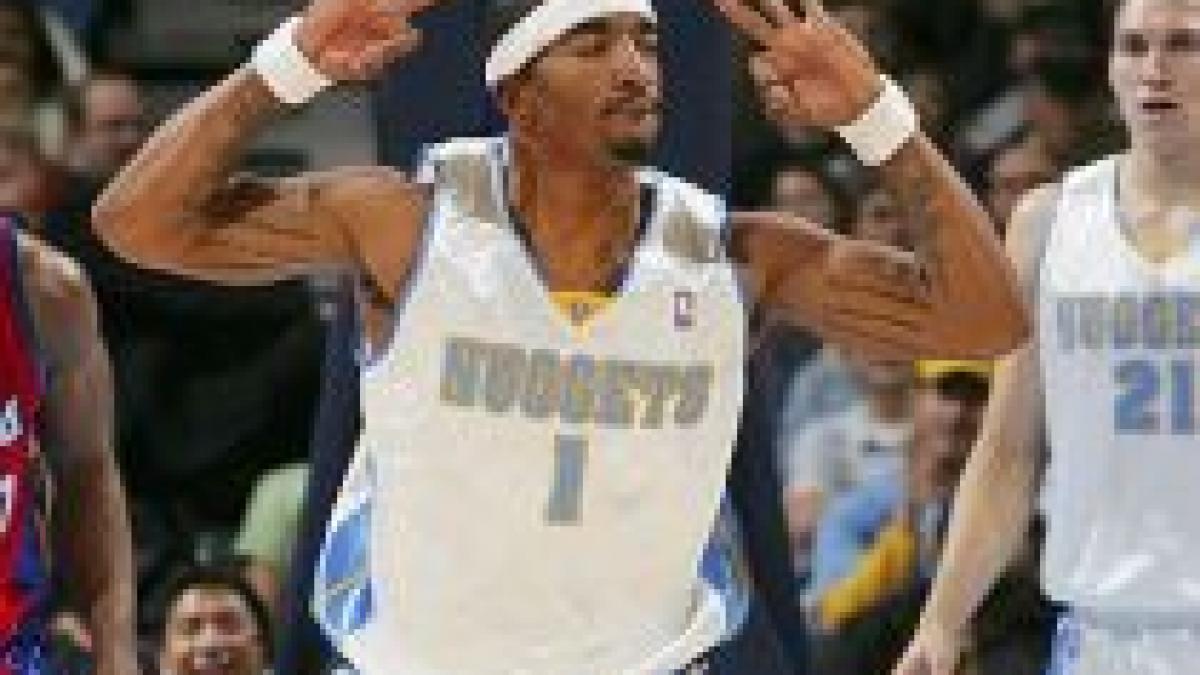 NBA. Nuggets înving dramatic Warriors cu 123-122, marcând în ultima secundă. Vezi rezultatele