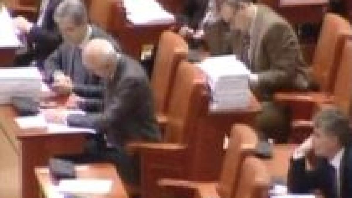 Parlamentul reia dezbaterile pe buget. Programul de miercuri durează până la ora 22.00