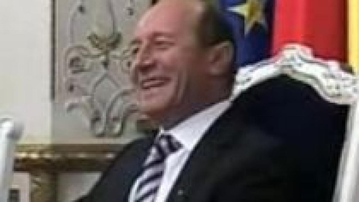 Engleza naşte confuzii. Băsescu: Probabil aţi văzut bugetul. Kollatz Ahnen: Nu pare falimentar (VIDEO)
