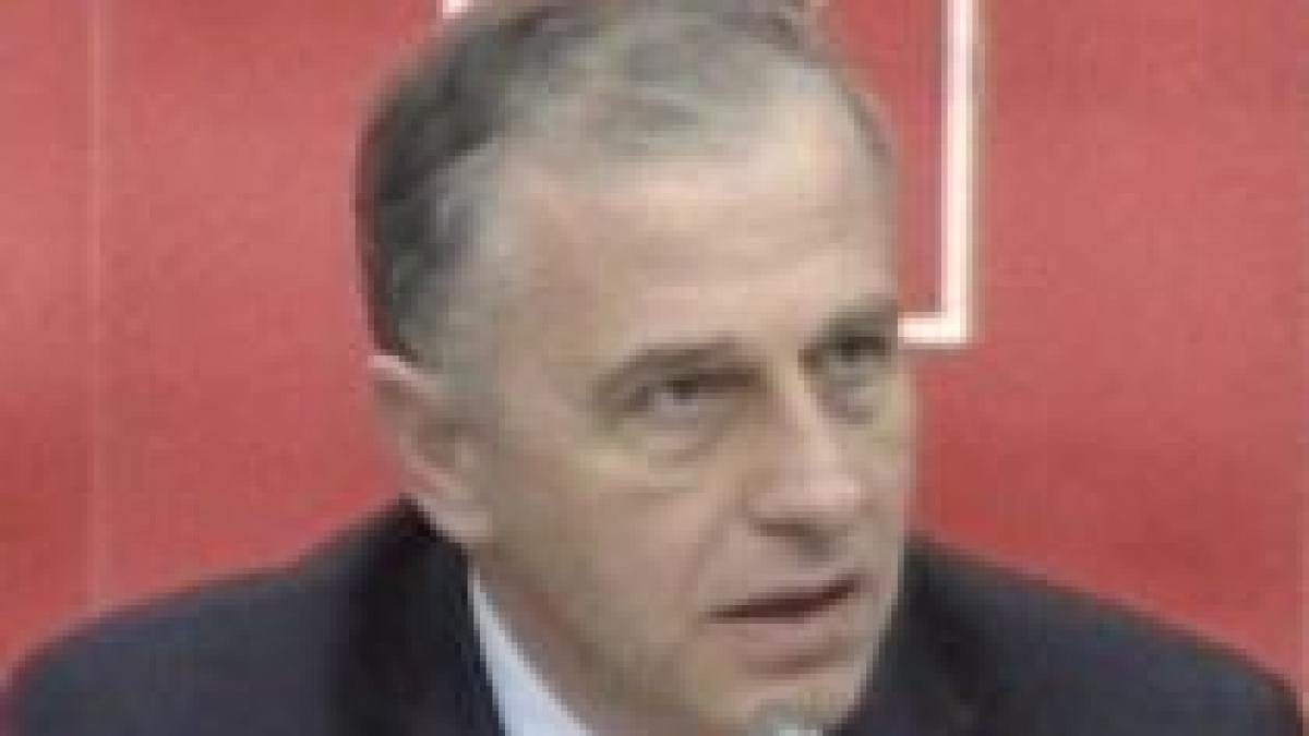 Geoană: Solicităm Guvernului Boc îngheţarea preţurilor la utilităţi publice pe 2010 (VIDEO)