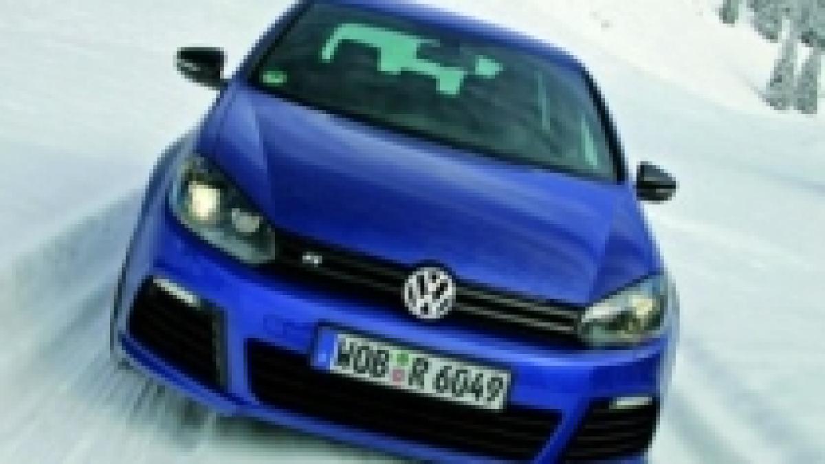 Volkswagen Golf R 2011, consum mai mic şi putere mai mare pentru noul hatch (FOTO)