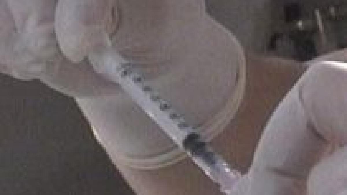 Dozele expirate de vaccin împotriva tuberculozei rămase în maternităţi, confiscate şi distruse