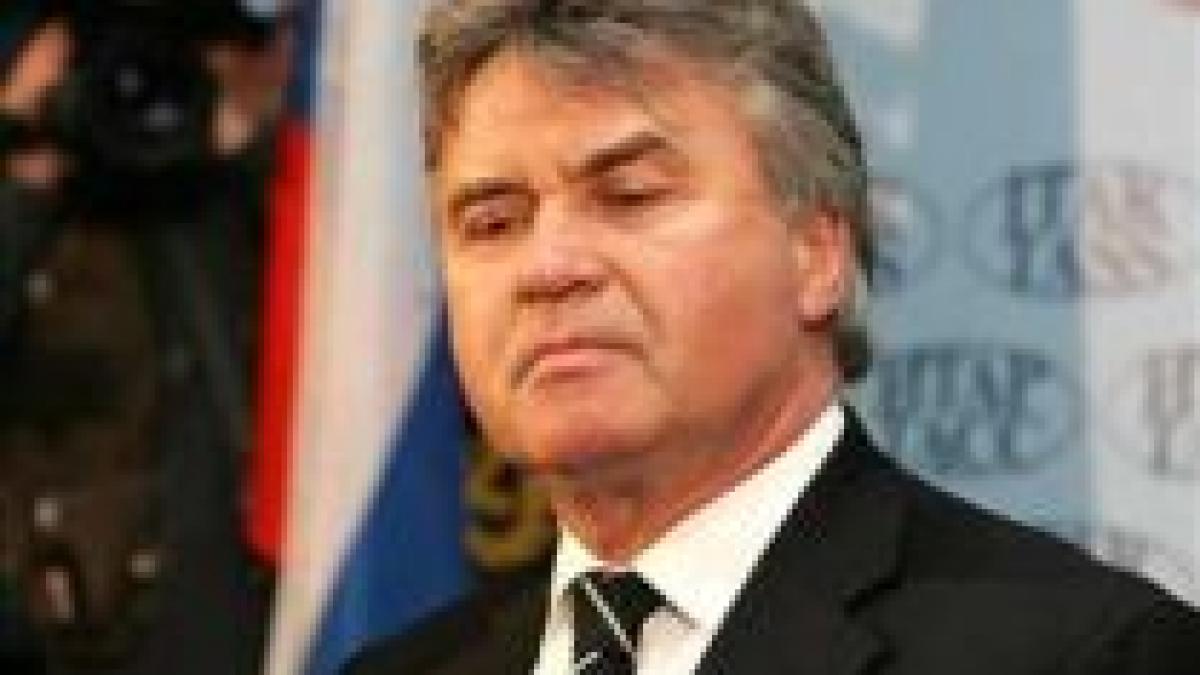 Hiddink are şanse reale să devină noul antrenor al Turciei după ce lasă Rusia