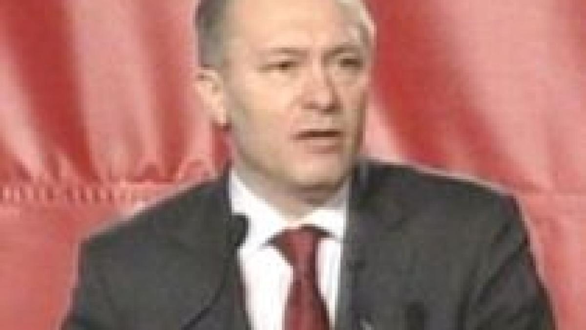 Diaconescu, la Congres: "Am ajuns de râsul lumii. Dacă nu restabilim disciplina, partidul se va prăbuşi"