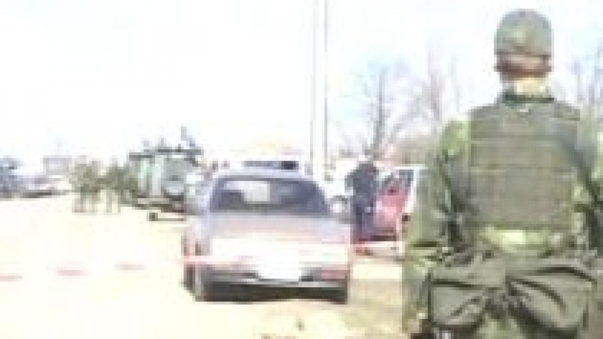 Doi militari polonezi, răniţi după ce camionul KFOr în care se aflau s-a răsturnat la Orşova