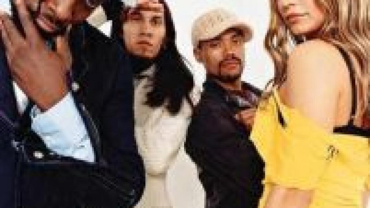 Black Eyed Peas face din nou istorie în topurile americane