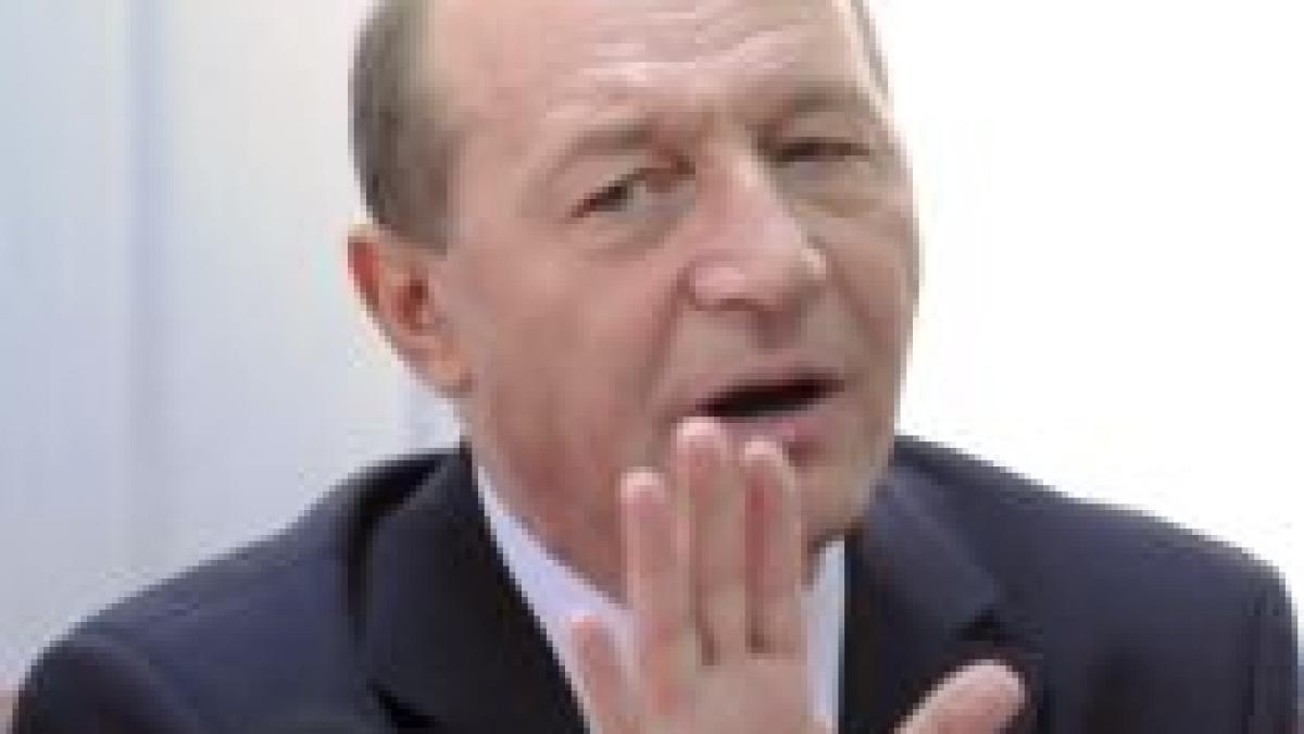 Traian Băsescu, bolnav "pe surse", sănătos "în secret". De ce se ascunde situaţia medicală a preşedintelui? (VIDEO)