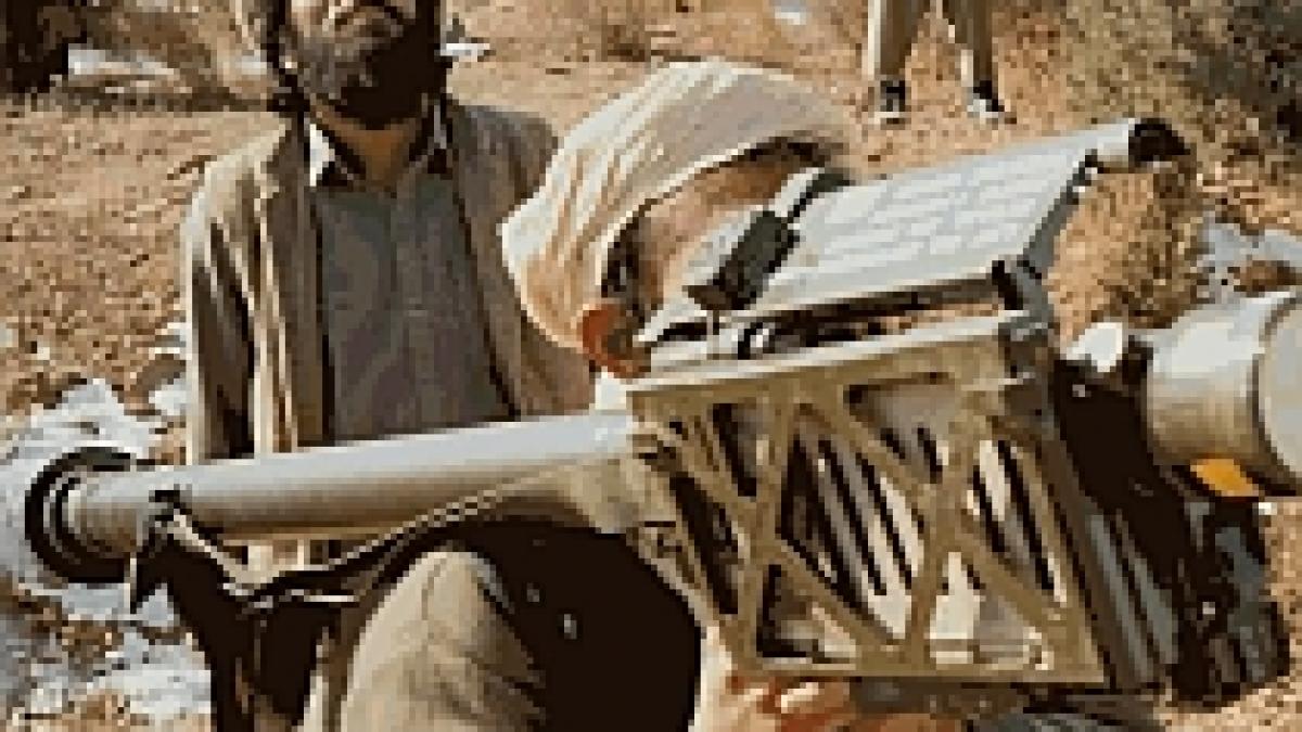 Afganistan: Numărul insurgenţilor, estimat la 36.000
