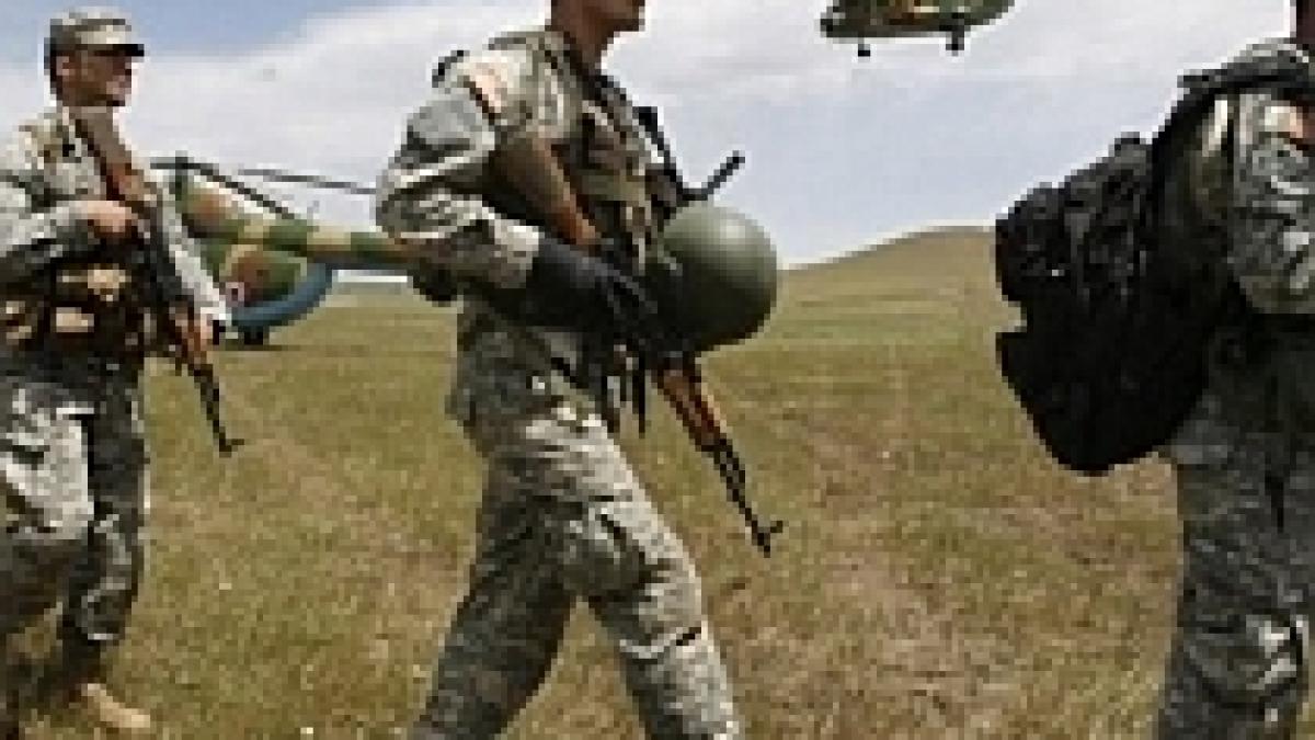 NATO va efectua manevre militare lângă graniţa Rusiei
