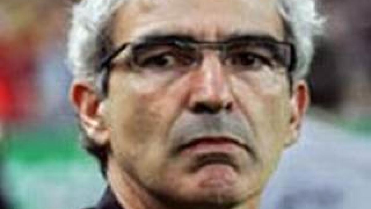 Un politician francez cere demiterea lui Raymond Domenech de la conducerea naţionalei